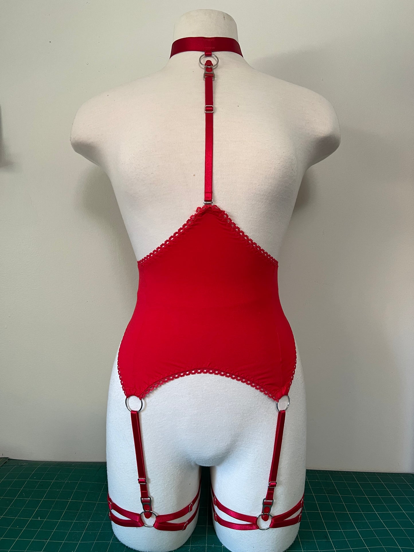"Lara" Thigh Garters
