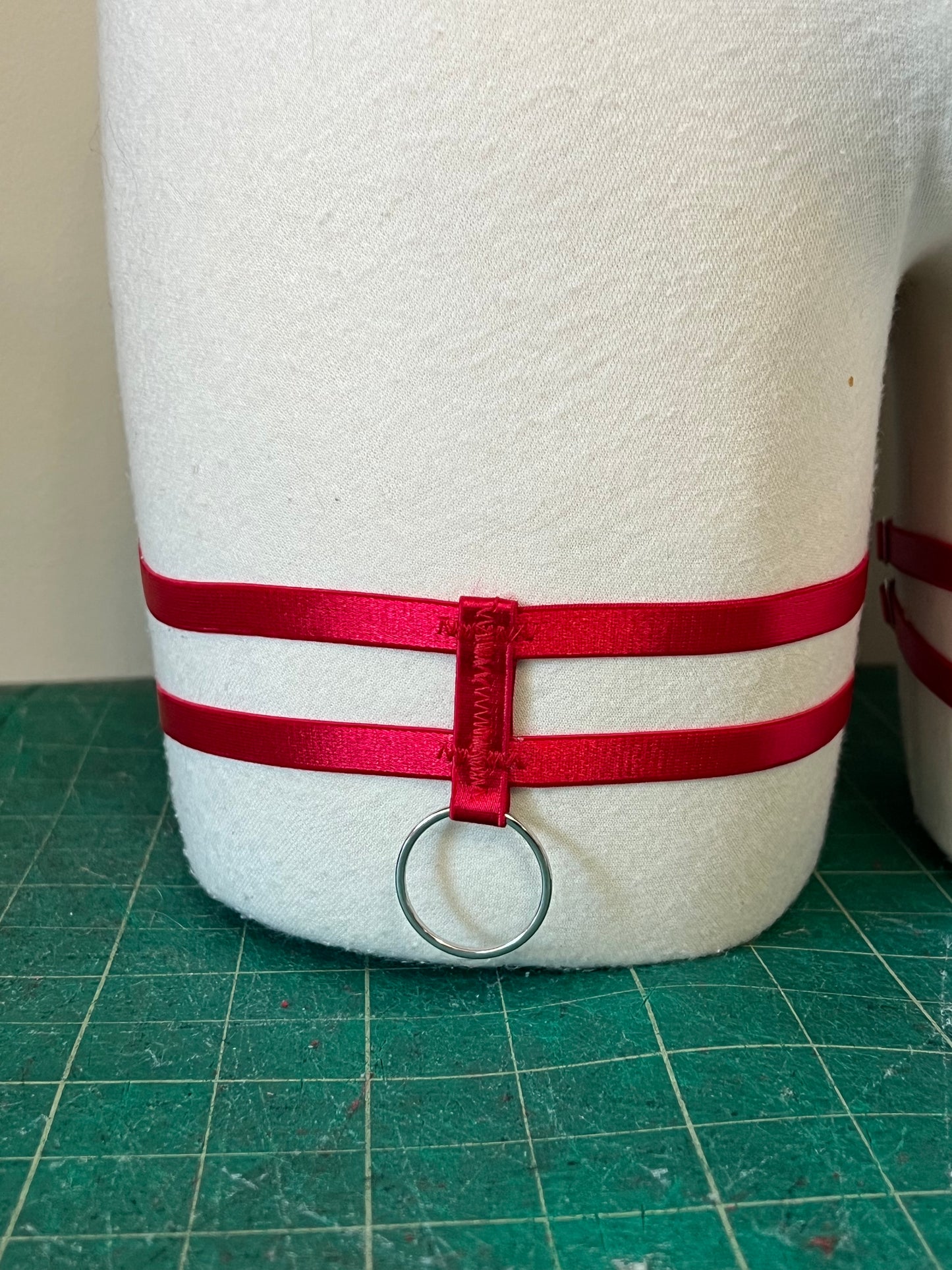"Lara" Thigh Garters