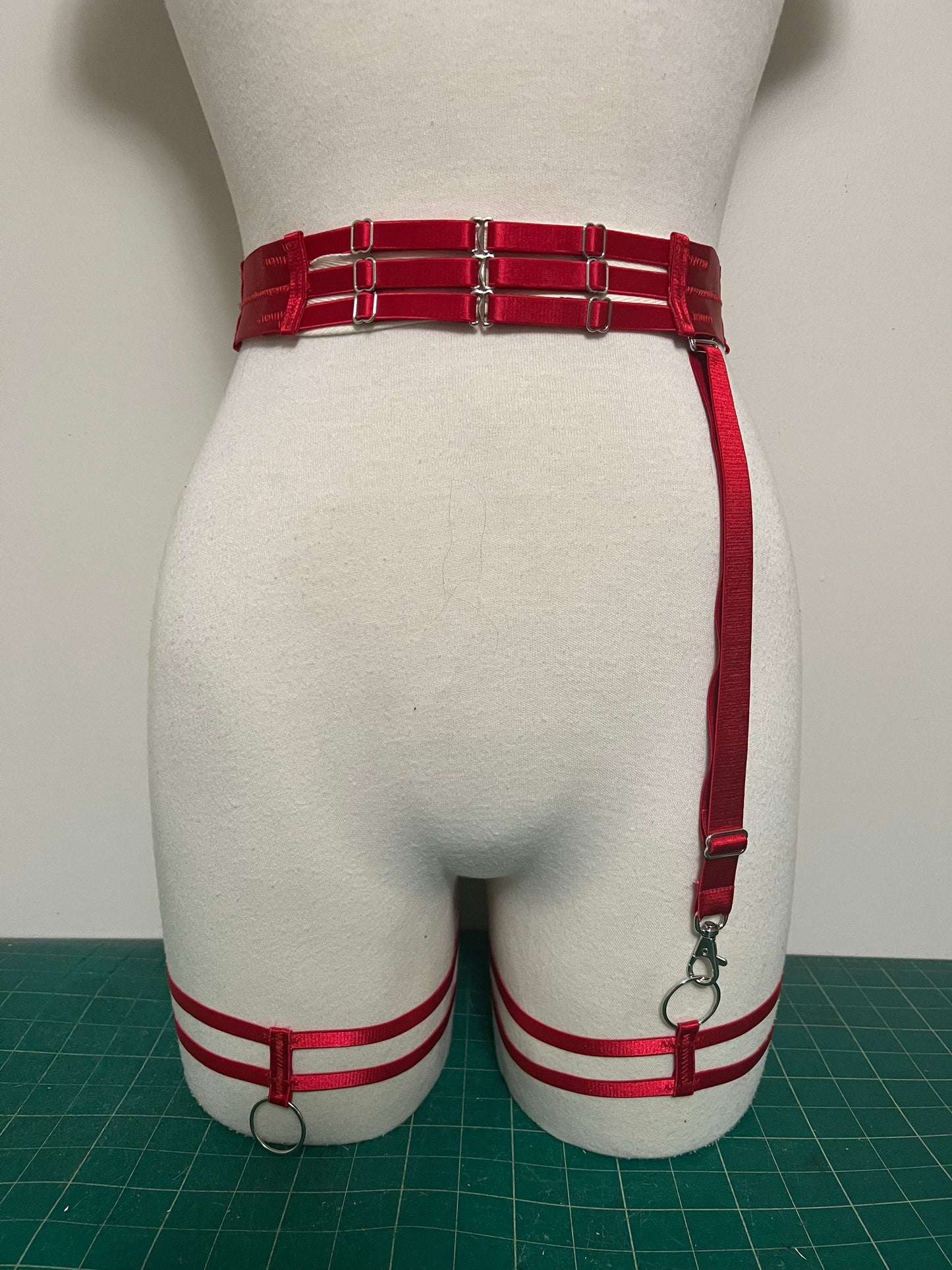 "Lara" Thigh Garters